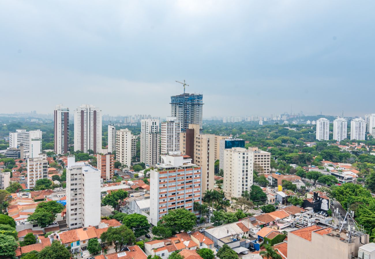 Apartment in São Paulo - Apto com WiFi ao lado da Av. Brigadeiro Faria Lima