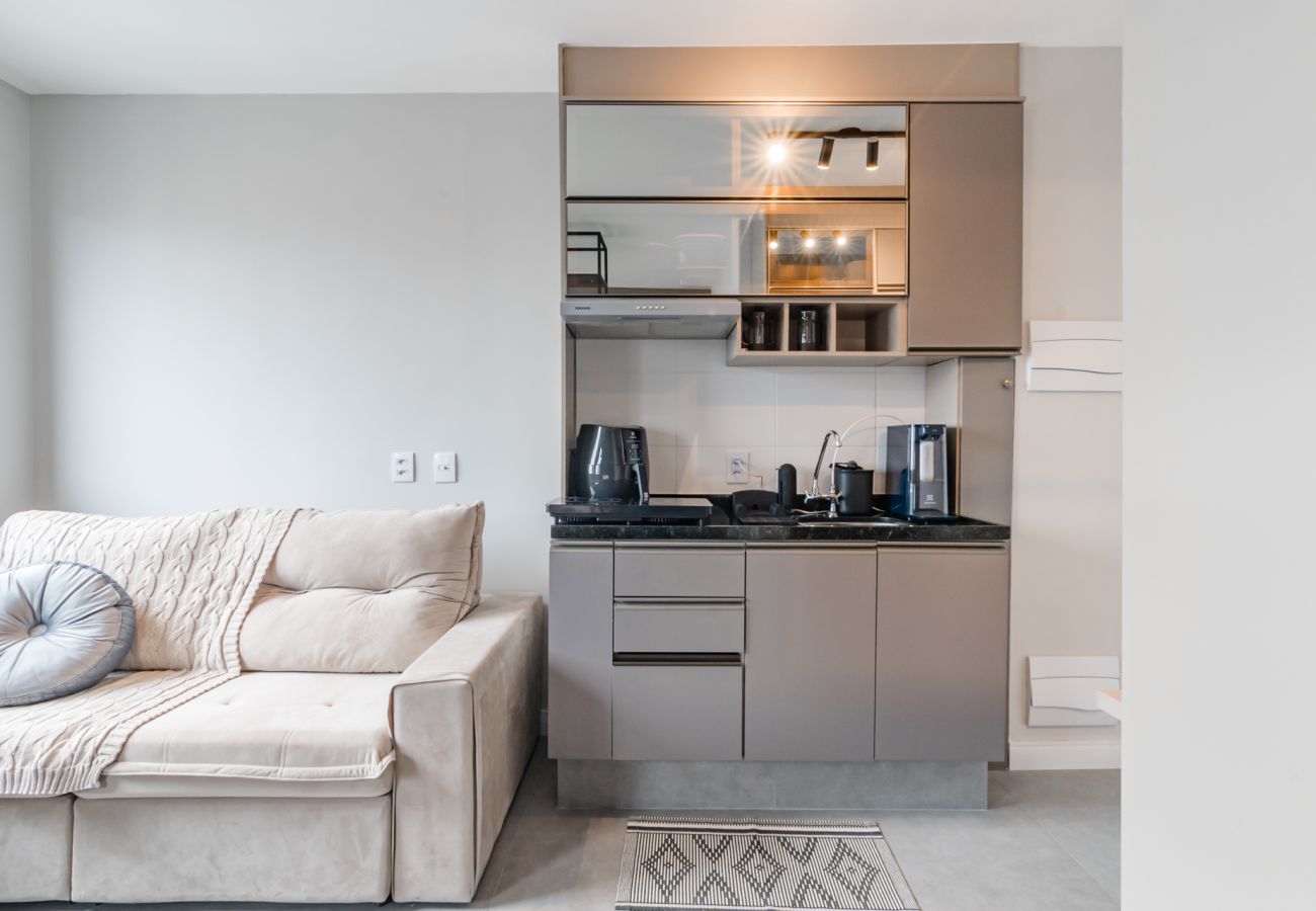 Apartment in São Paulo - Apto com WiFi ao lado da Av. Brigadeiro Faria Lima