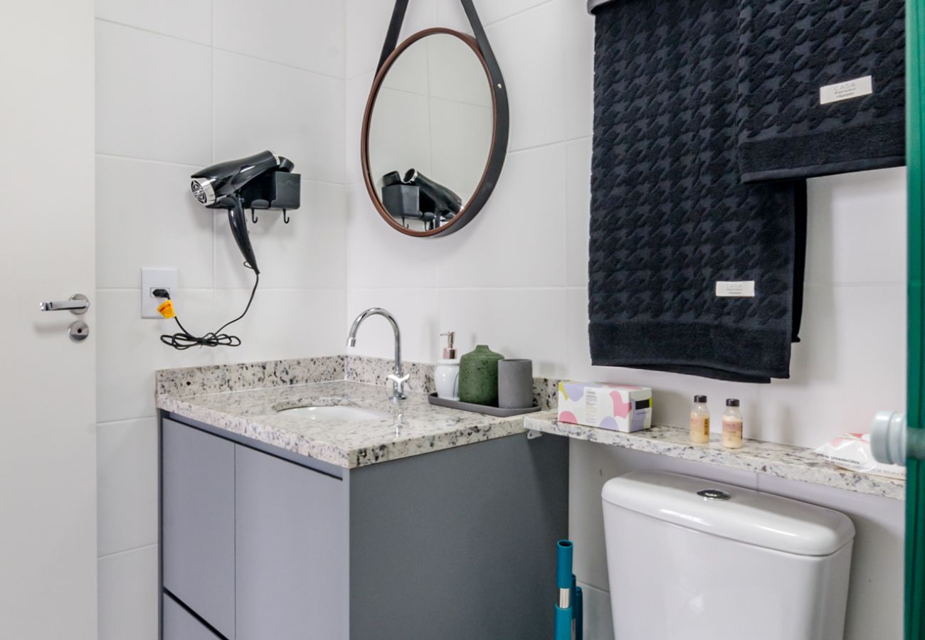 Apartment in São Paulo - Apto com WiFi ao lado da Av. Brigadeiro Faria Lima