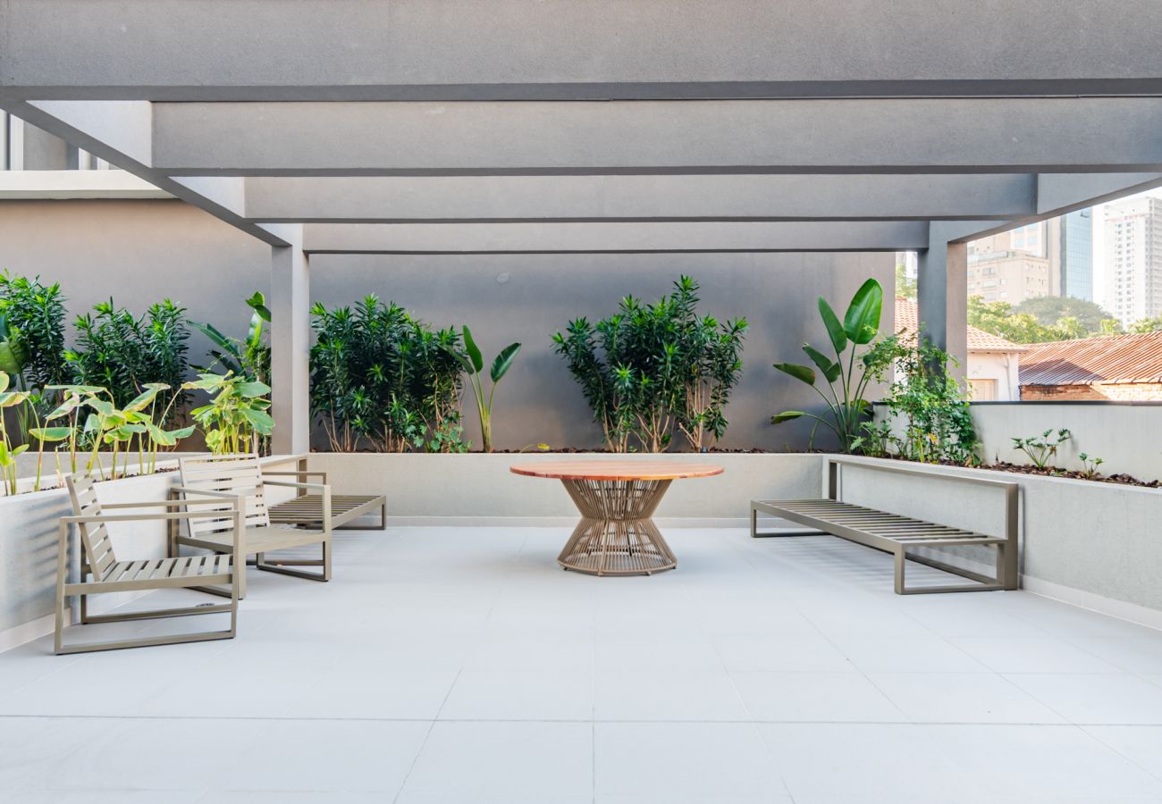 Apartment in São Paulo - Apto com WiFi ao lado da Av. Brigadeiro Faria Lima