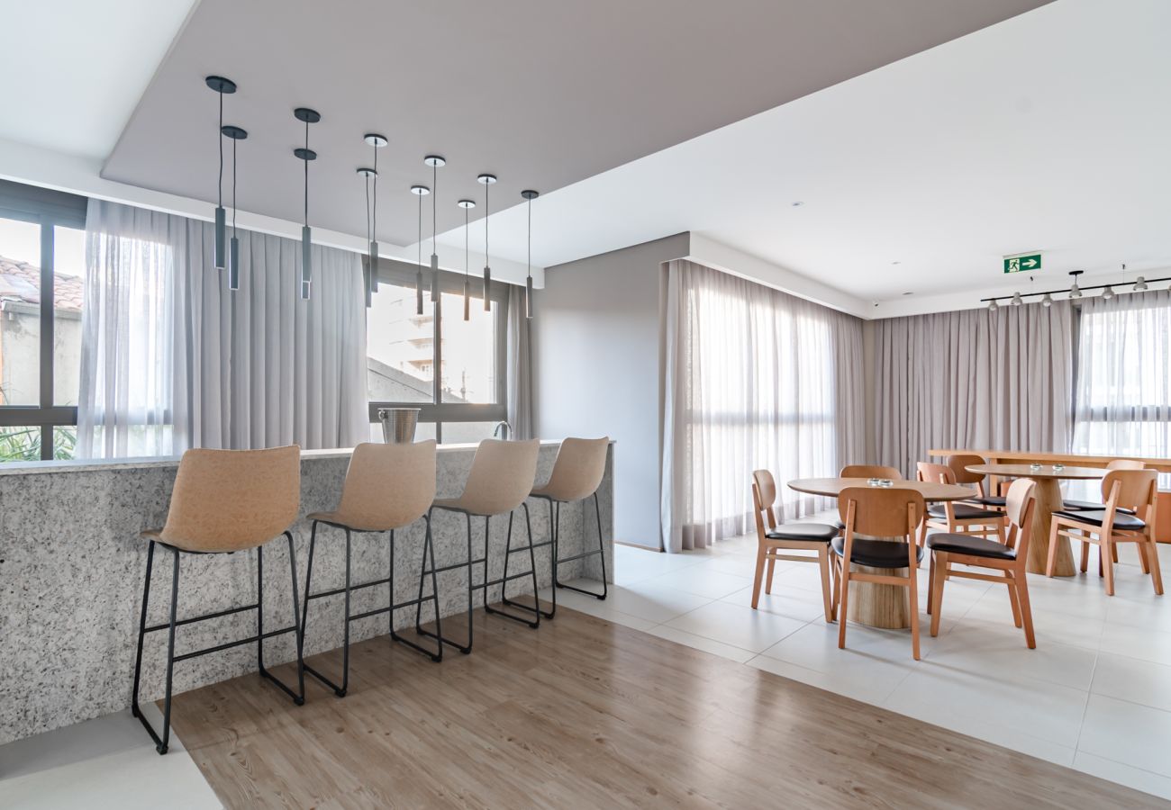 Apartment in São Paulo - Apto com WiFi ao lado da Av. Brigadeiro Faria Lima